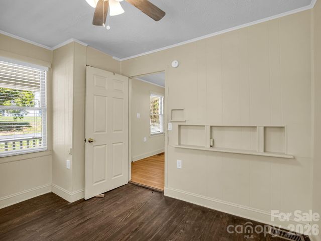 159 Onteora Boulevard, Asheville, NC 28803