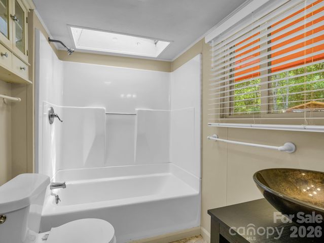 159 Onteora Boulevard, Asheville, NC 28803
