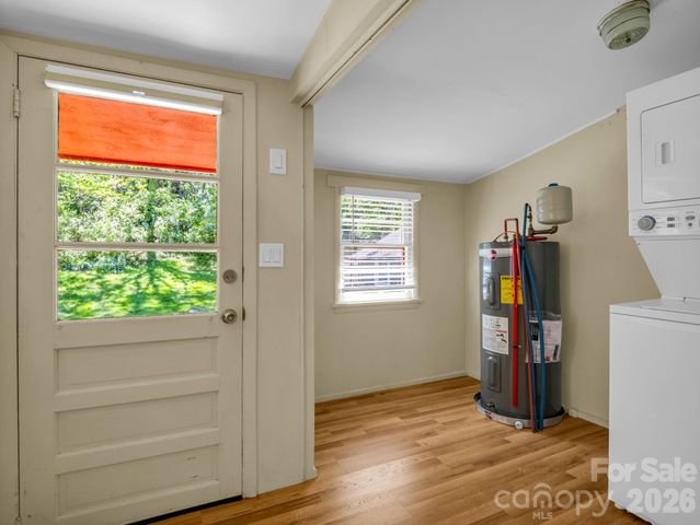 159 Onteora Boulevard, Asheville, NC 28803