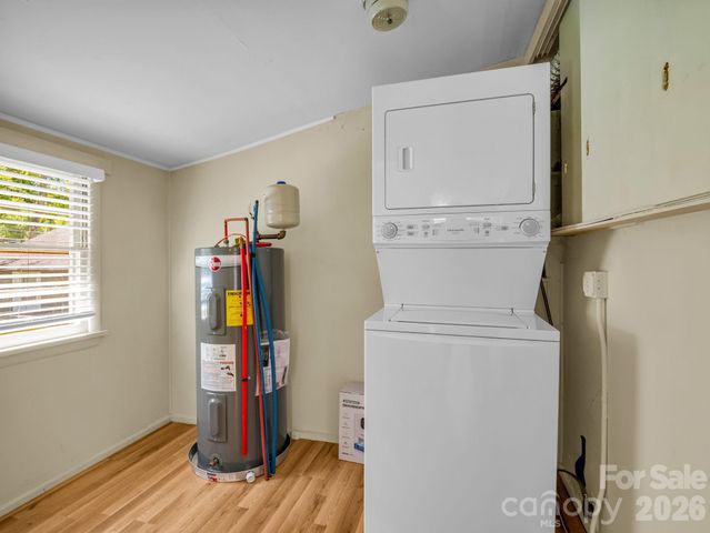 159 Onteora Boulevard, Asheville, NC 28803