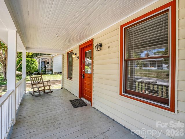 159 Onteora Boulevard, Asheville, NC 28803