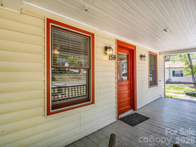 159 Onteora Boulevard, Asheville, NC 28803