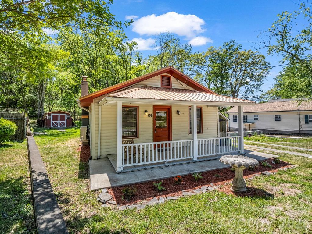 159 Onteora Boulevard, Asheville, NC 28803
