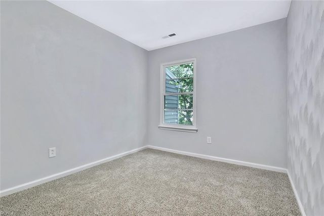 619 Sedgefield CT, Chesapeake, VA 23322