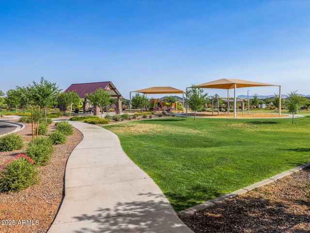 2436 E Fortana Drive, San Tan Valley, AZ 85143