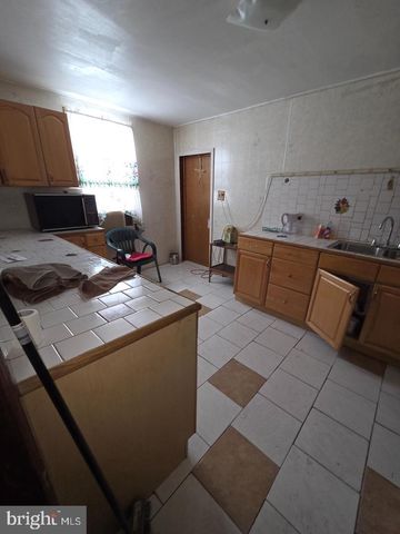 329 N 39TH ST N, Camden, NJ 08105
