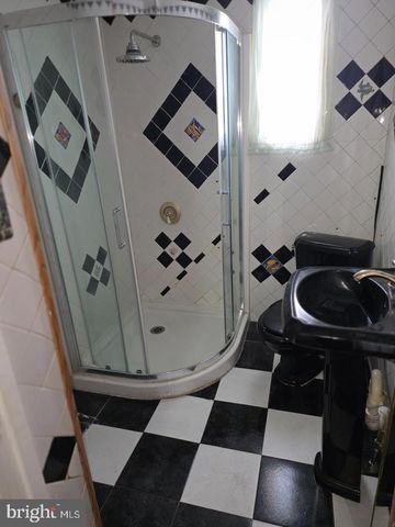 329 N 39TH ST N, Camden, NJ 08105