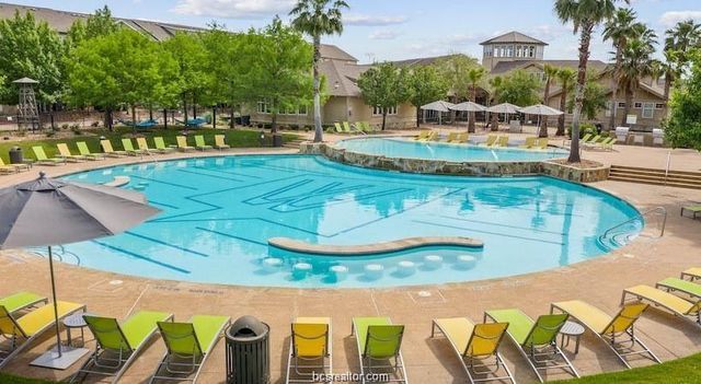1725 Harvey Mitchell S 411, College Station, TX 77840