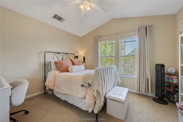 1725 Harvey Mitchell S 411, College Station, TX 77840