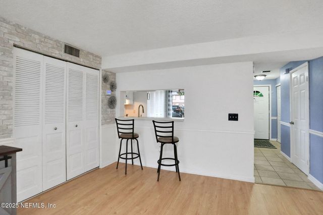 7020 PRESTWICK Circle N, Jacksonville, FL 32244