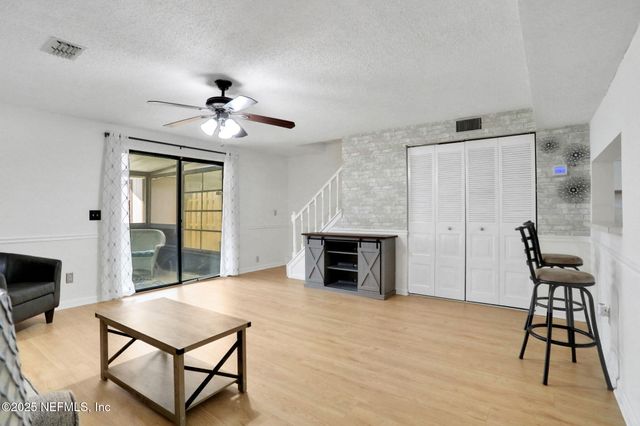 7020 PRESTWICK Circle N, Jacksonville, FL 32244