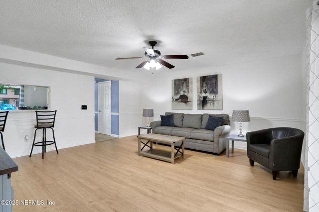 7020 PRESTWICK Circle N, Jacksonville, FL 32244