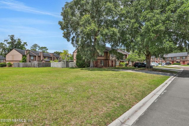 7020 PRESTWICK Circle N, Jacksonville, FL 32244