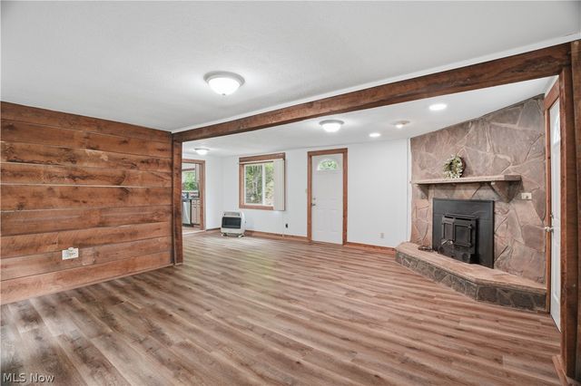 1047 Drift Fork Rd, Elizabeth, WV 26143