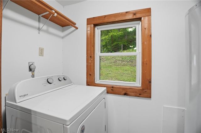 1047 Drift Fork Rd, Elizabeth, WV 26143