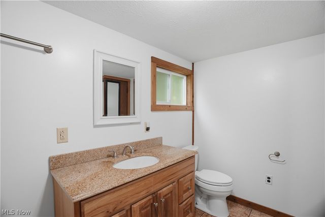 1047 Drift Fork Rd, Elizabeth, WV 26143