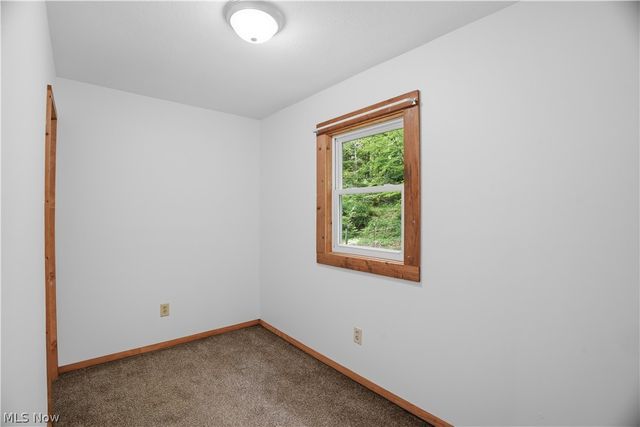 1047 Drift Fork Rd, Elizabeth, WV 26143