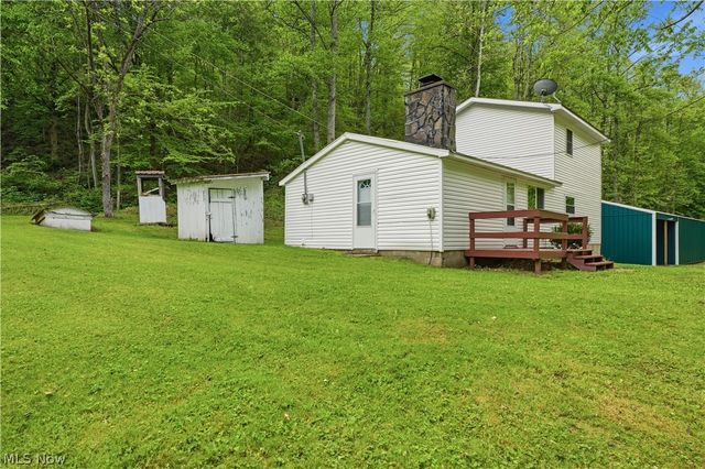 1047 Drift Fork Rd, Elizabeth, WV 26143