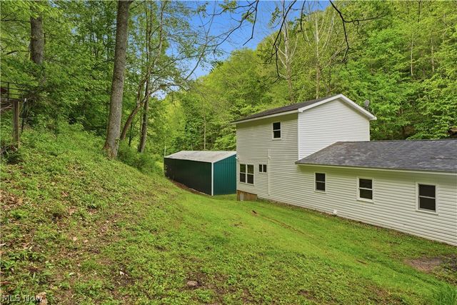 1047 Drift Fork Rd, Elizabeth, WV 26143
