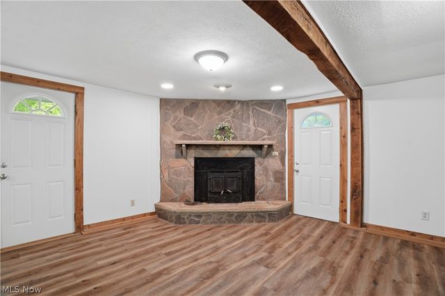 1047 Drift Fork Rd, Elizabeth, WV 26143