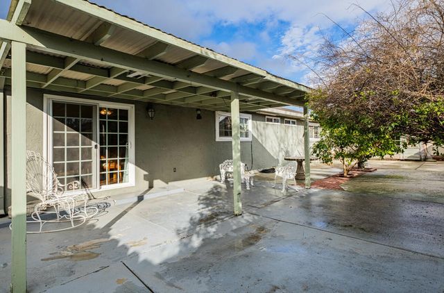 971 Cherry Street, Hollister, CA 95023