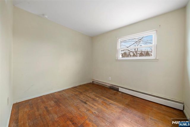 601 Oakwood Drive, Northvale, NJ 07647