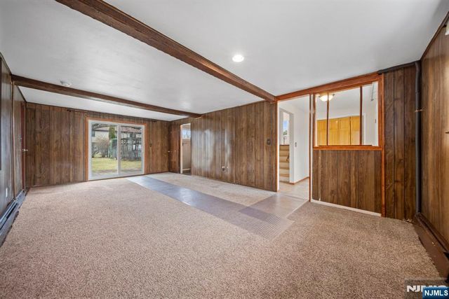 601 Oakwood Drive, Northvale, NJ 07647