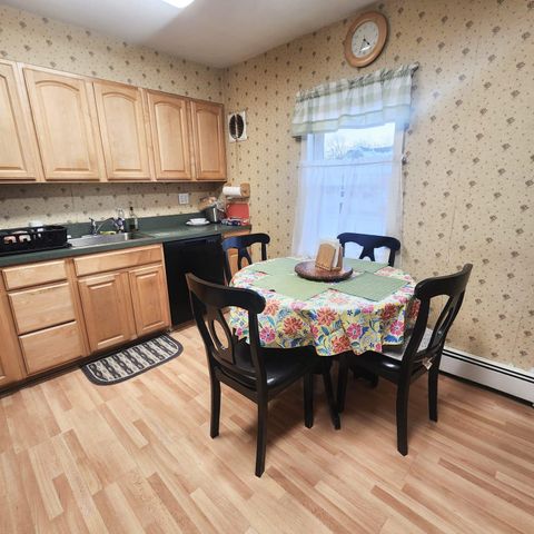 83 Hardy Lane, Westbury, NY 11590