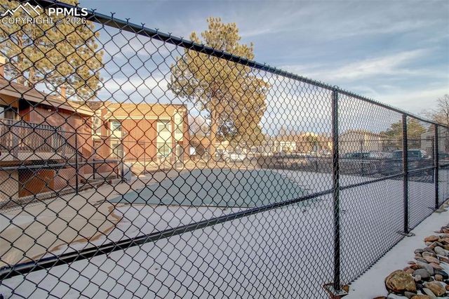 4245 N Carefree Circle B, Colorado Springs, CO 80917