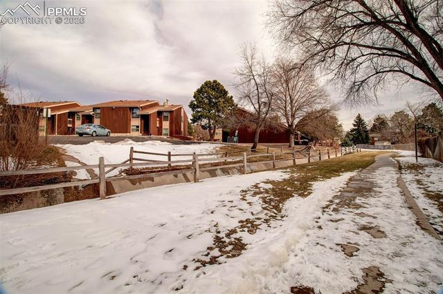 4245 N Carefree Circle B, Colorado Springs, CO 80917