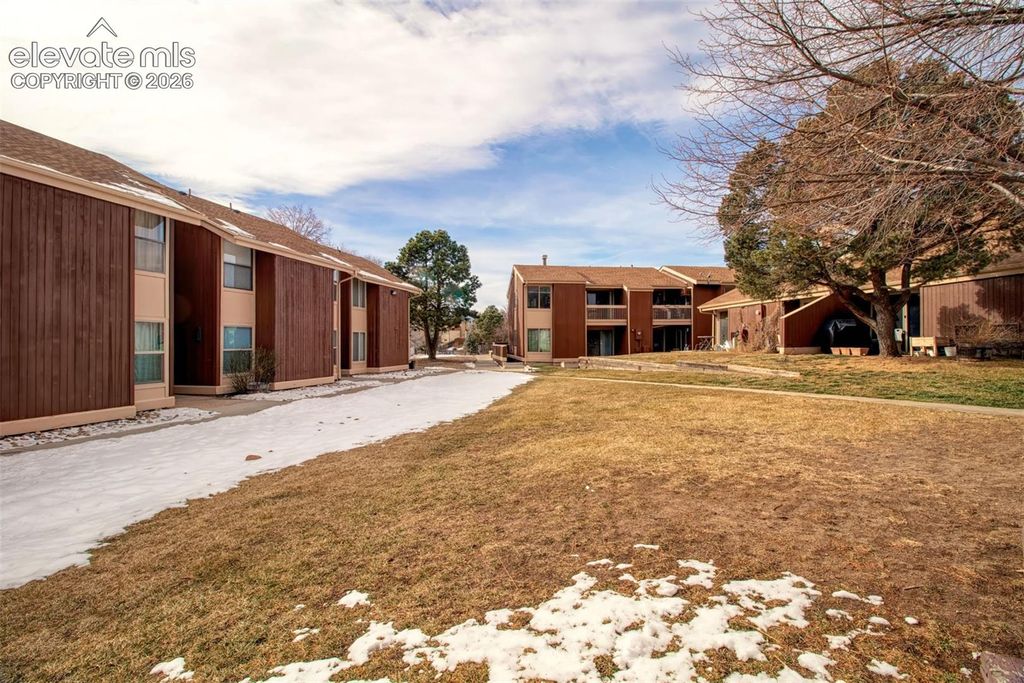 4245 N Carefree Circle B, Colorado Springs, CO 80917 — photo 5