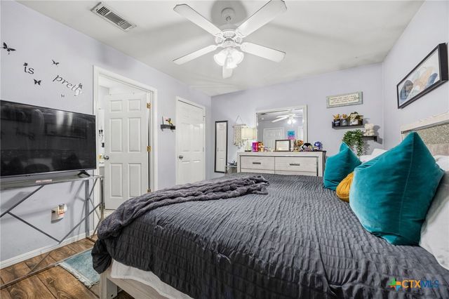 400 Topeka Court, Nolanville, TX 76559