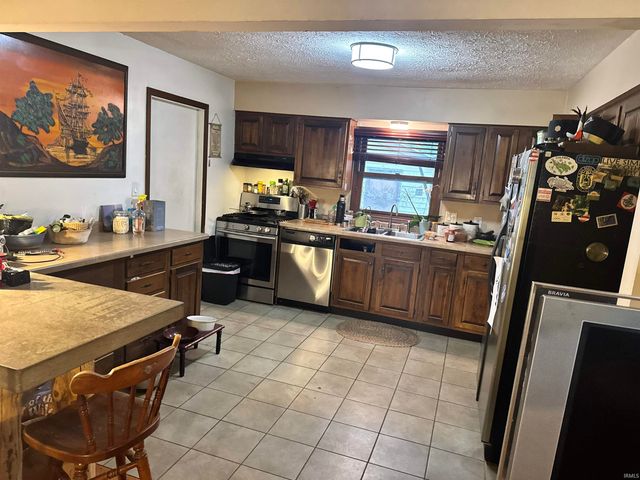 1201 S Longwood Drive, Bloomington, IN 47401