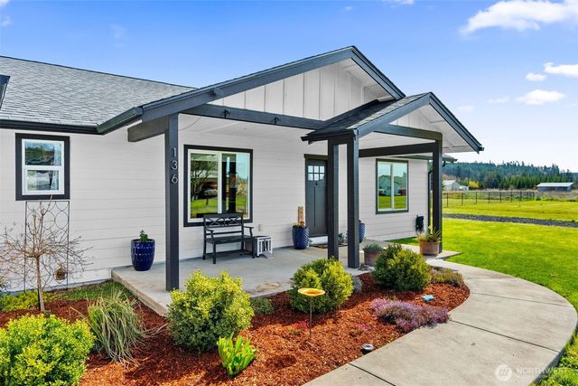 136 Faun Rae Lane, Chehalis, WA 98532