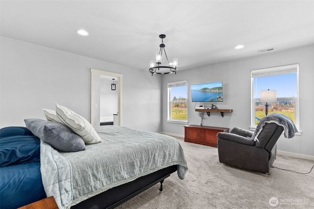 136 Faun Rae Lane, Chehalis, WA 98532