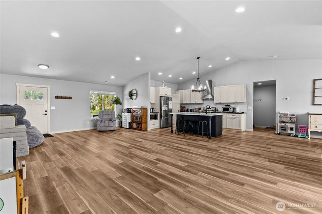 136 Faun Rae Lane, Chehalis, WA 98532