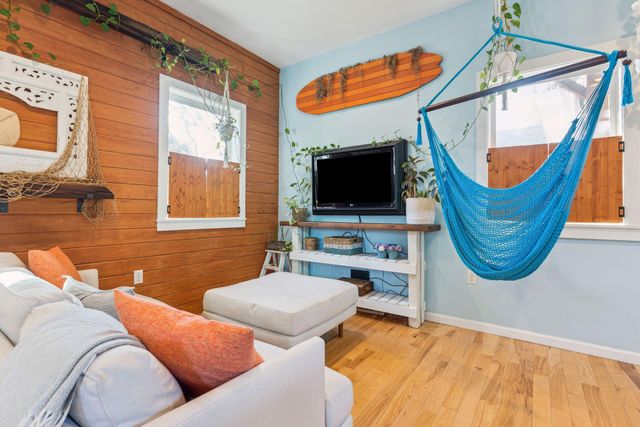 213 E Cooper Avenue, Folly Beach, SC 29439