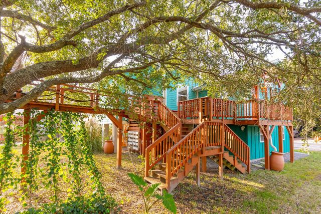 213 E Cooper Avenue, Folly Beach, SC 29439