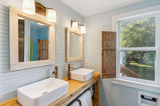 213 E Cooper Avenue, Folly Beach, SC 29439