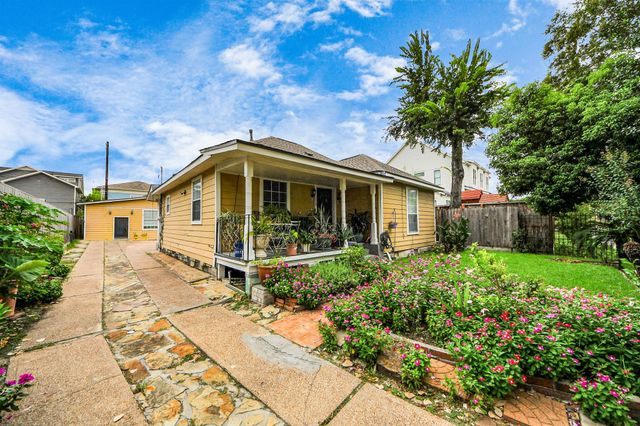 729 E 9th Street, Houston, TX 77007