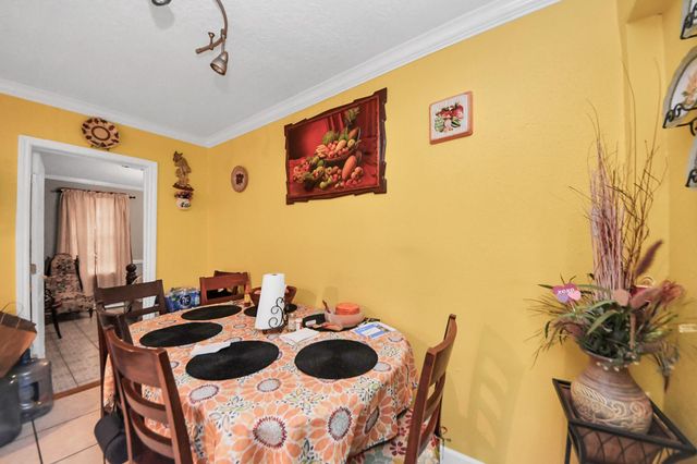 729 E 9th Street, Houston, TX 77007