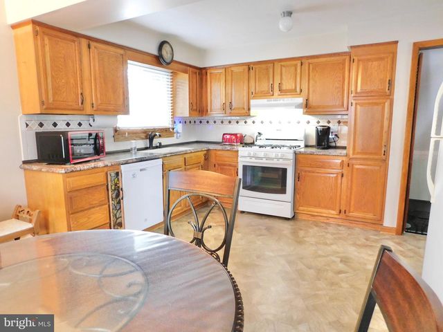 260 E LINCOLN AVE, Altoona, PA 16601