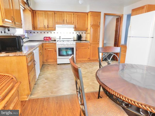 260 E LINCOLN AVE, Altoona, PA 16601