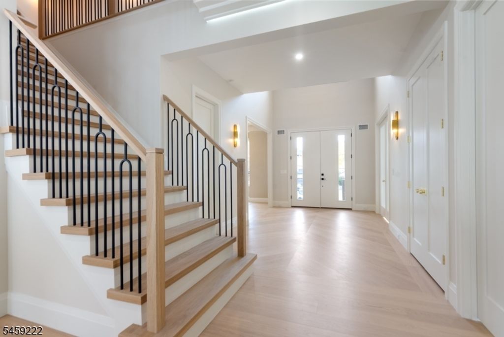 333 Harrison St, Paramus Boro, NJ 07652 — photo 4
