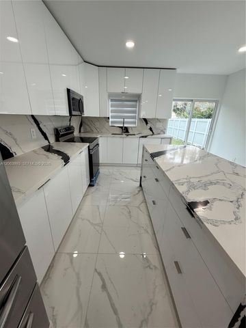 2100 NW 102nd Street 1, Miami, FL 33147