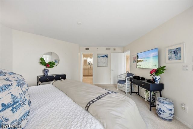 4651 Gulf Shore BLVD N 205, Naples, FL 34103