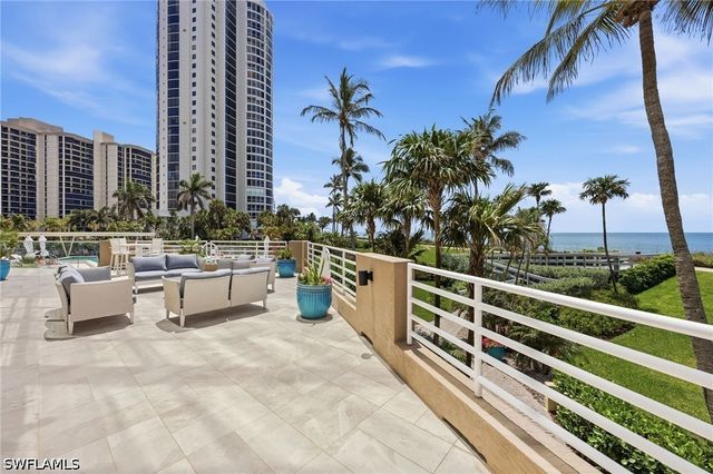 4651 Gulf Shore BLVD N 205, Naples, FL 34103