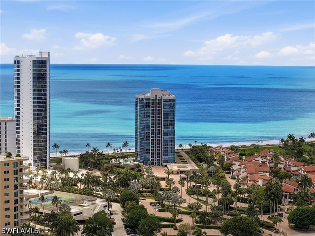 4651 Gulf Shore BLVD N 205, Naples, FL 34103
