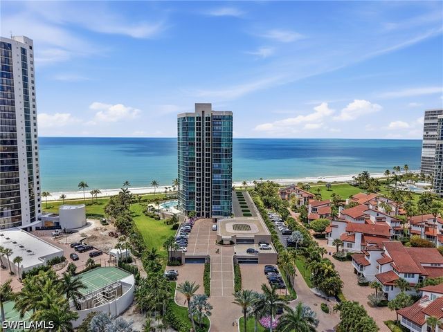 4651 Gulf Shore BLVD N 205, Naples, FL 34103