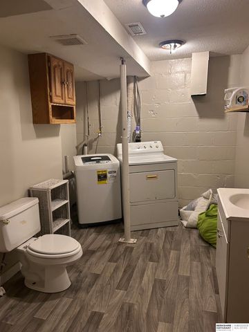 6808 N 30 Street, Omaha, NE 68104